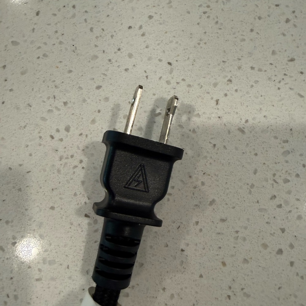 Babyliss Pro Titanium curling iron 1” - Picture 7 of 7